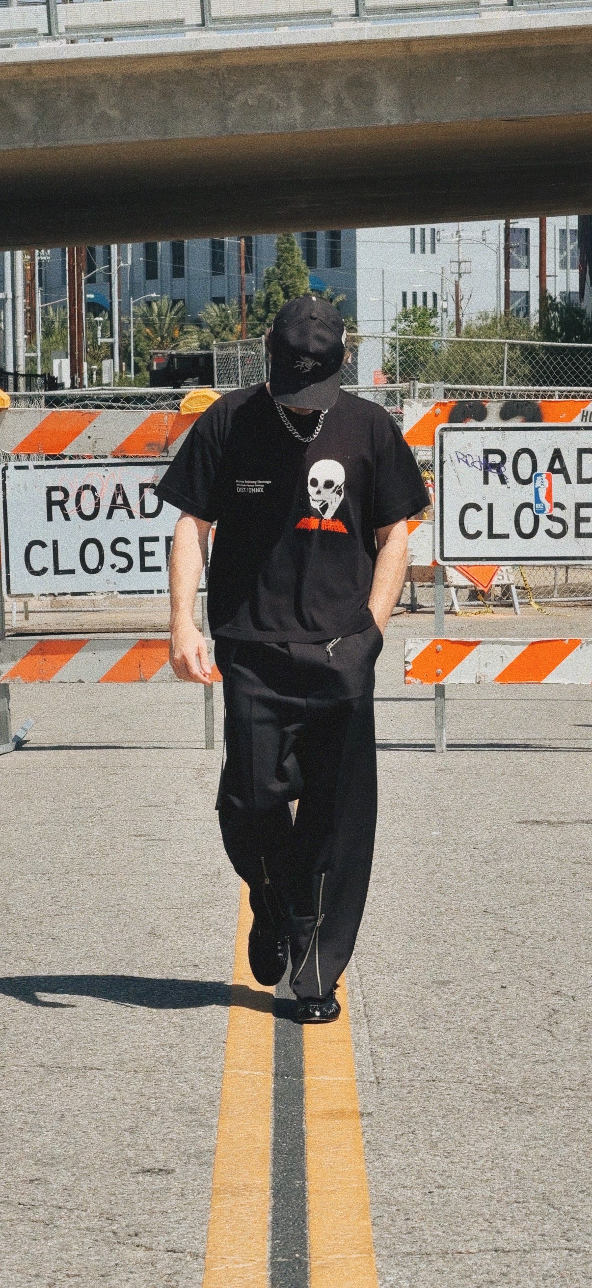 DIST / DNMX X SKULLPHONE "Intelligence Artificielle" T in BLACK
