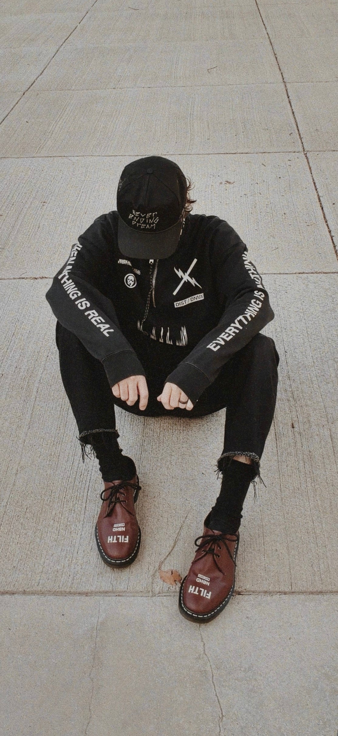 DIST / DNMX X SKULLPHONE "Pegasus Void" Quarter Zip in BLACK FADE