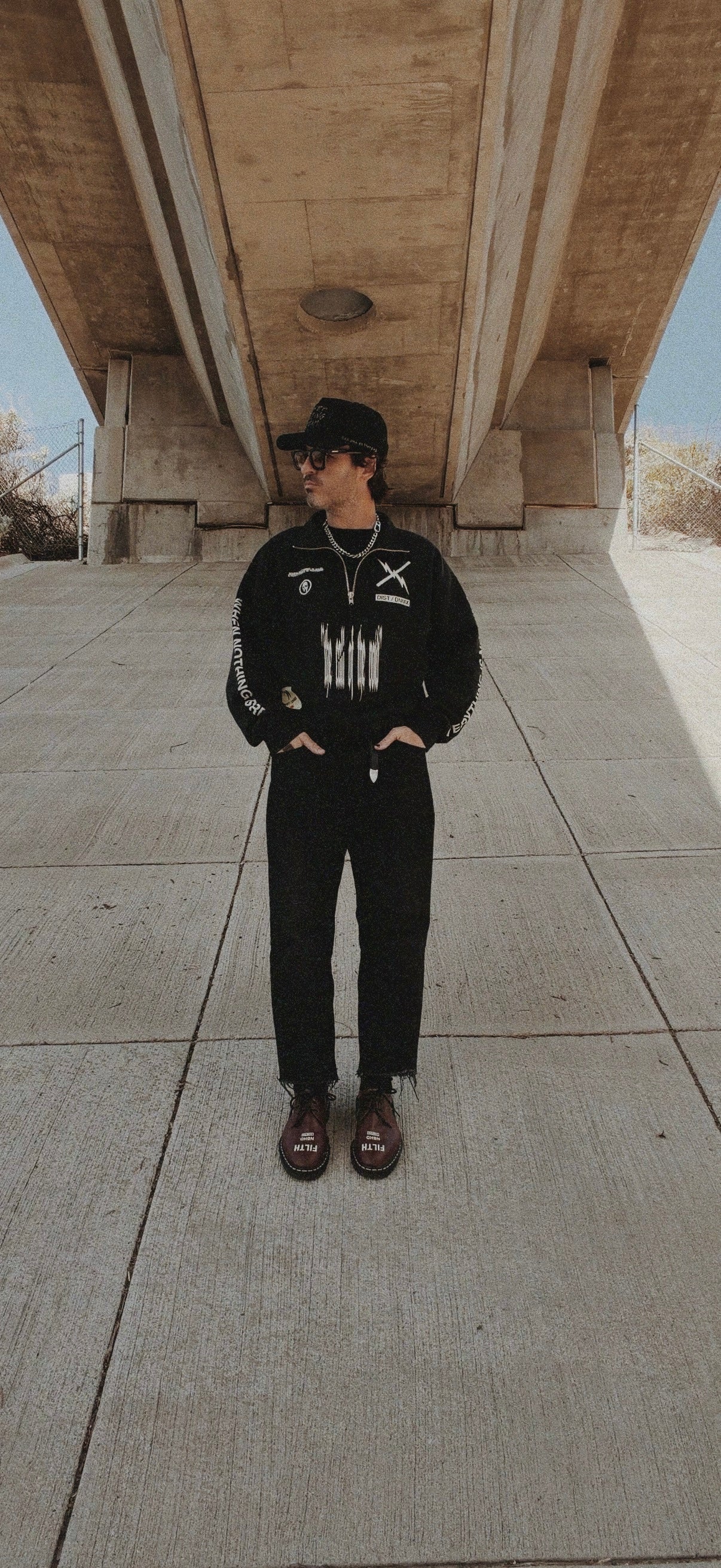 DIST / DNMX X SKULLPHONE "Pegasus Void" Quarter Zip in BLACK FADE