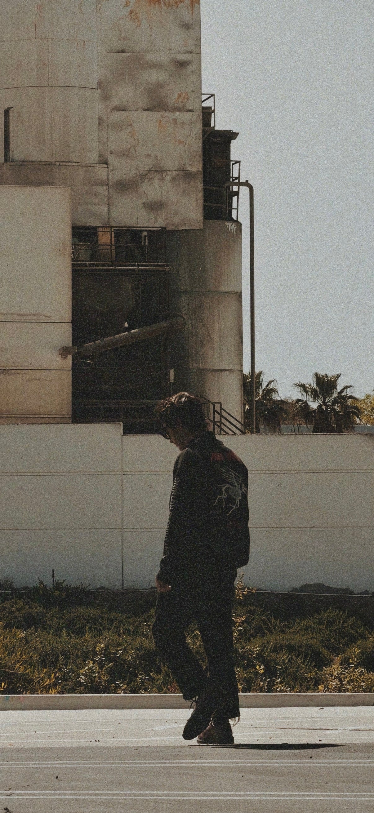 DIST / DNMX X SKULLPHONE "Pegasus Void" Quarter Zip in BLACK FADE