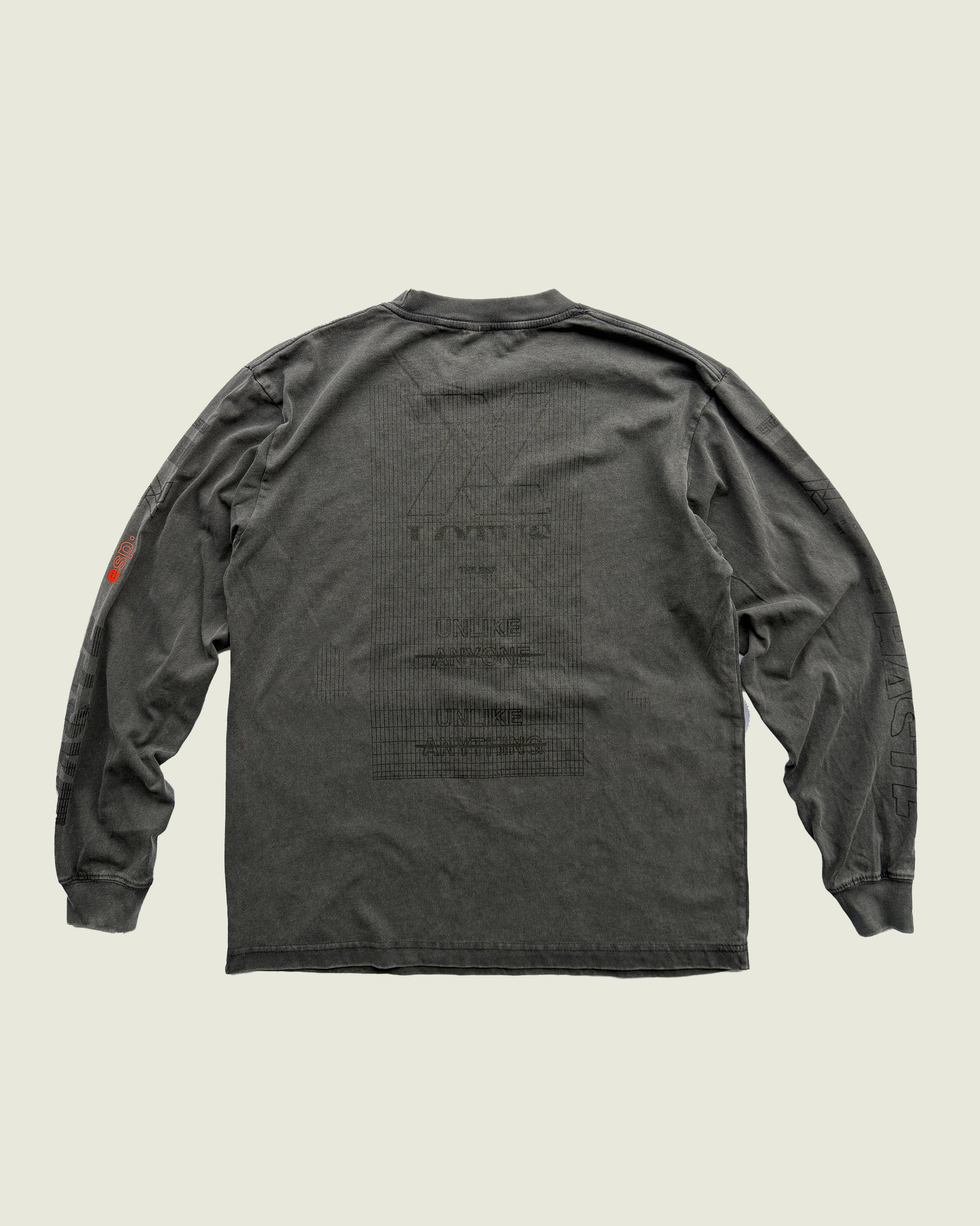 HASTE x DIST / DNMX ESP Long Sleeve T Black Fade