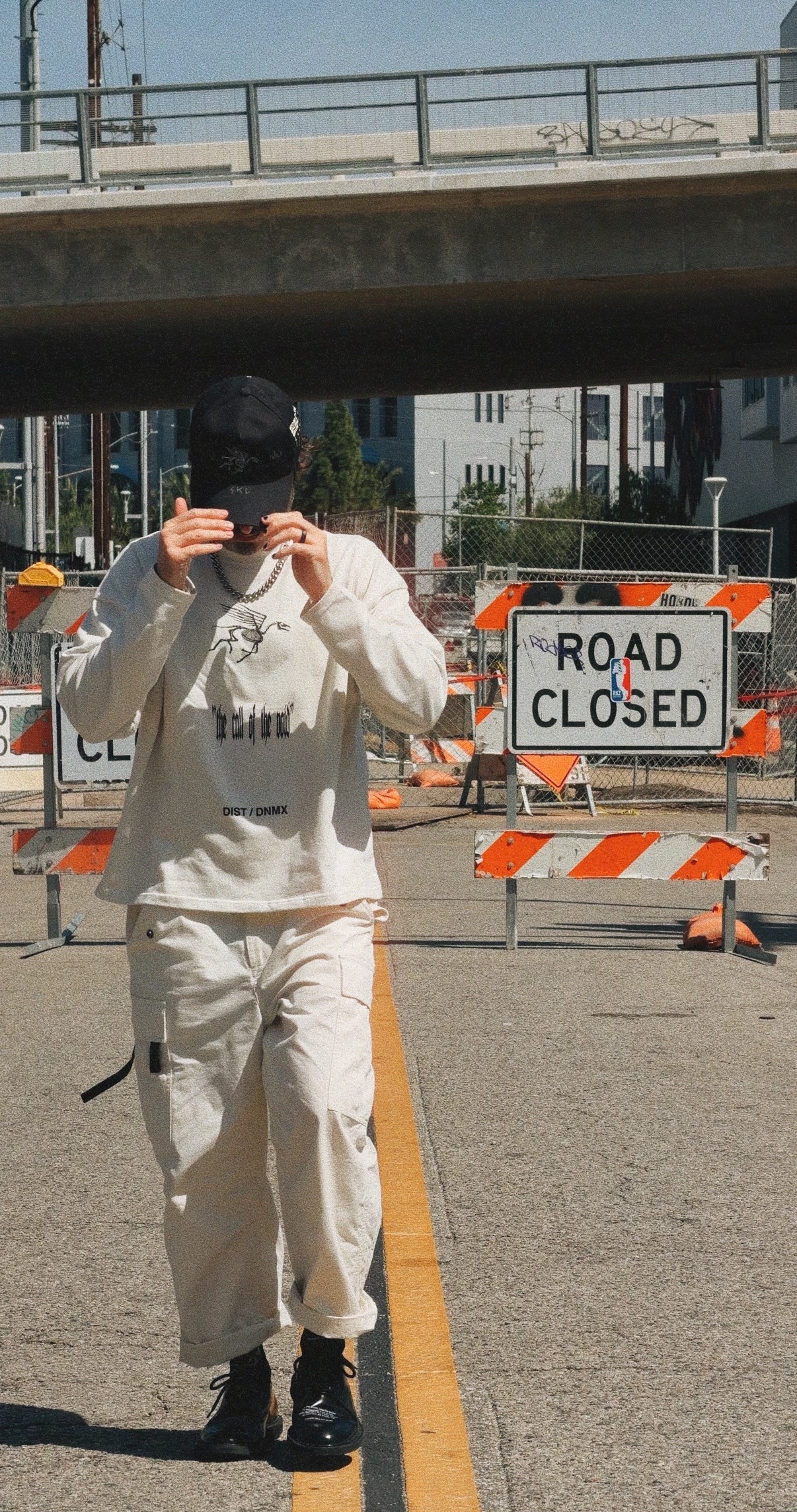 DIST / DNMX X SKULLPHONE "The Call of The Void" Long Sleeve T in BONE