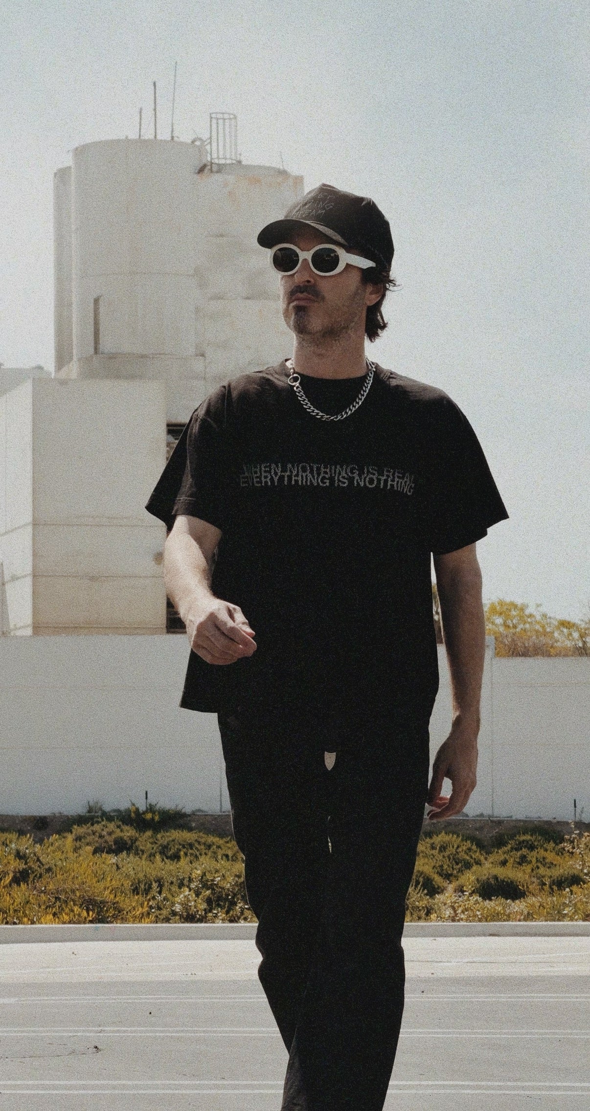 DIST / DNMX X SKULLPHONE "Pegasus" T in BLACK