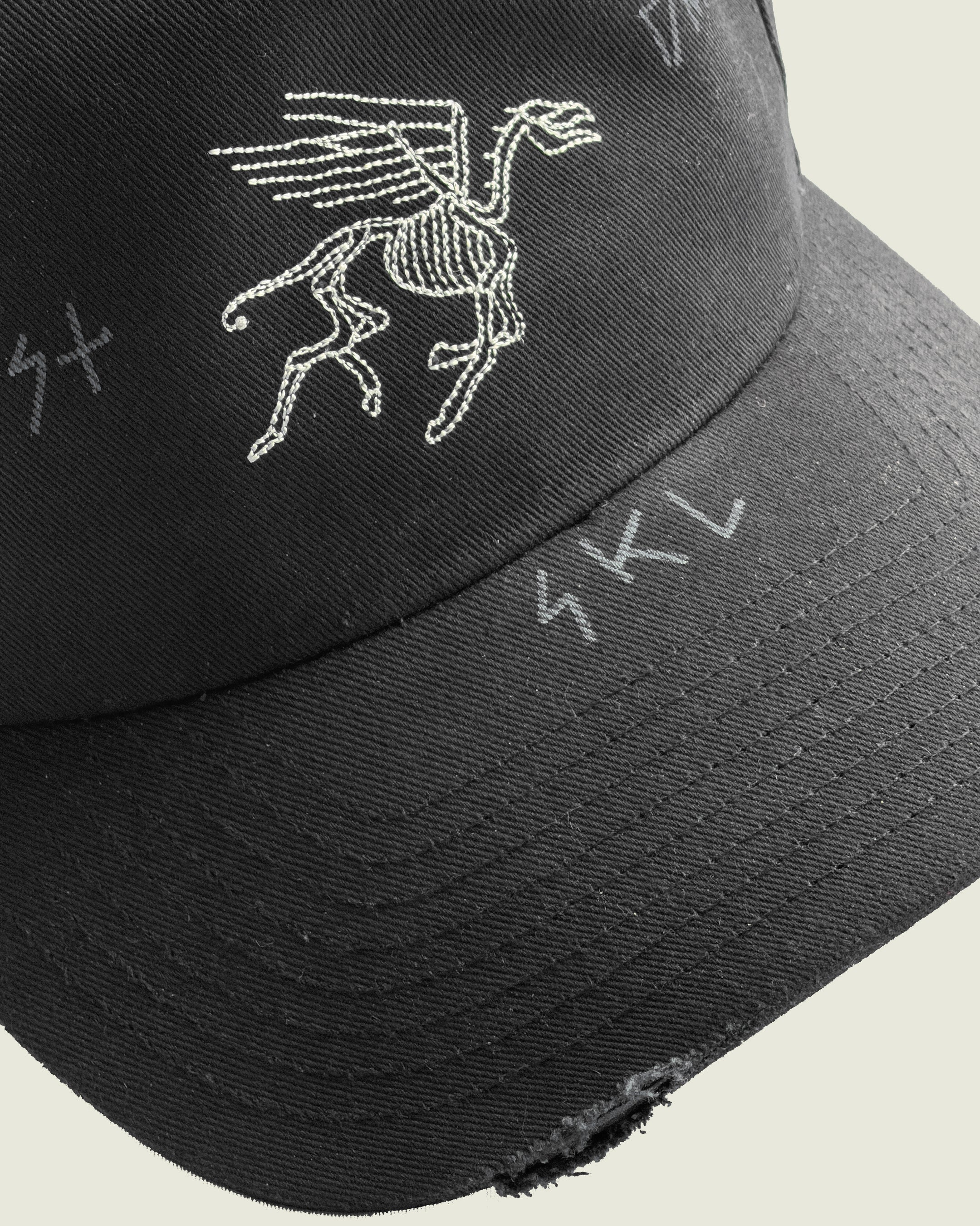DIST / DNMX X SKULLPHONE Hat (DECONSTRUCTED VERSION)