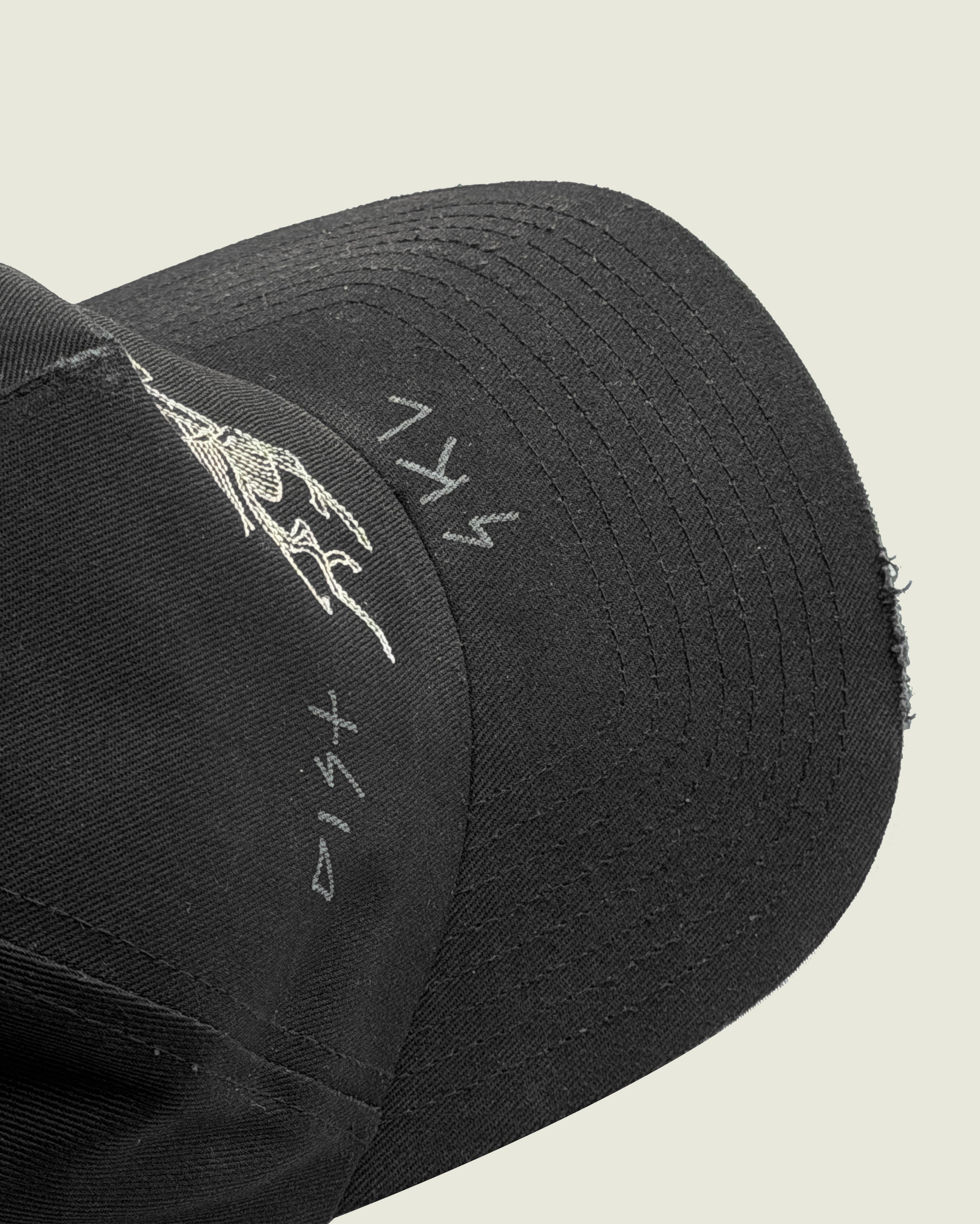 DIST / DNMX X SKULLPHONE Hat (DECONSTRUCTED VERSION)