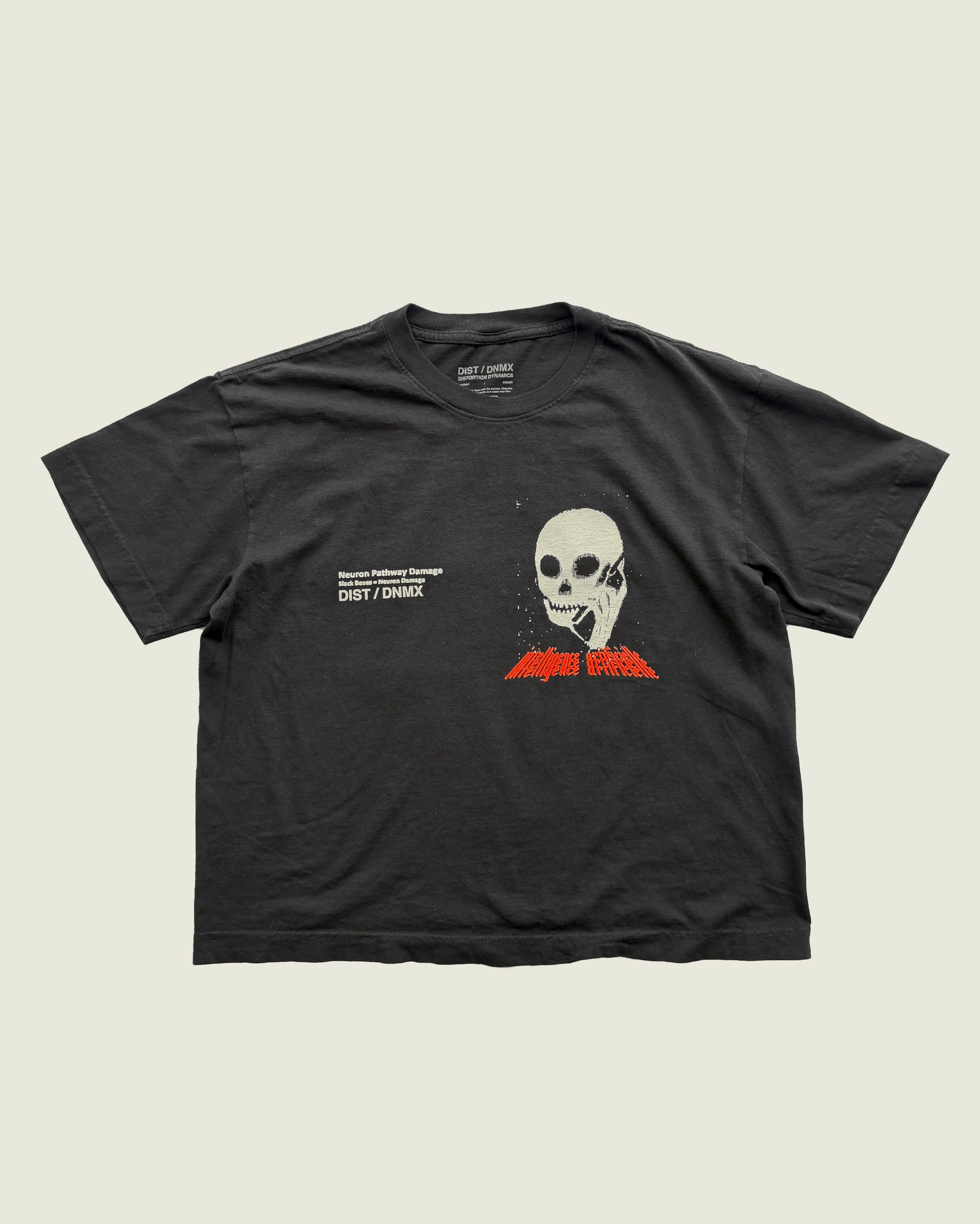 DIST / DNMX X SKULLPHONE "Intelligence Artificielle" T in BLACK