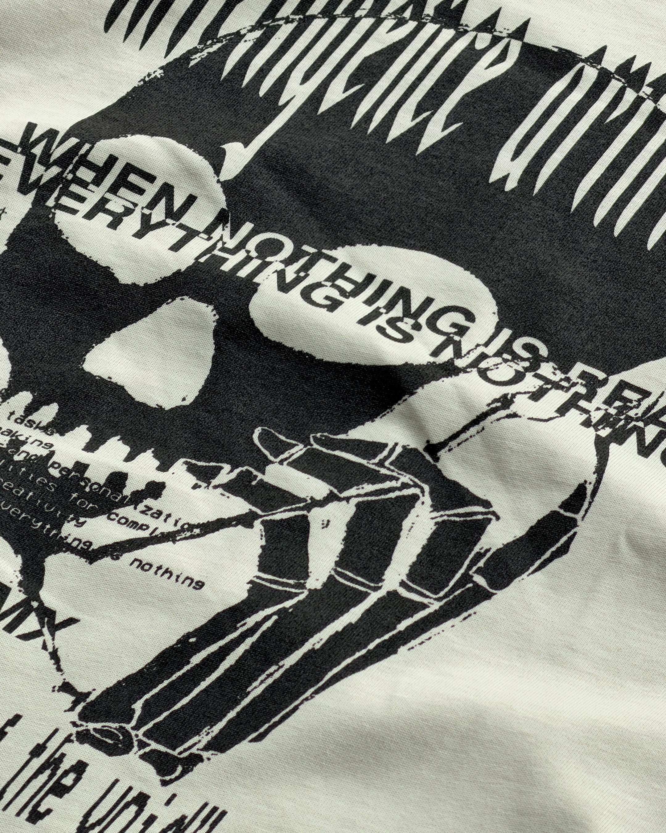 DIST / DNMX X SKULLPHONE "The Call of The Void" Long Sleeve T in BONE